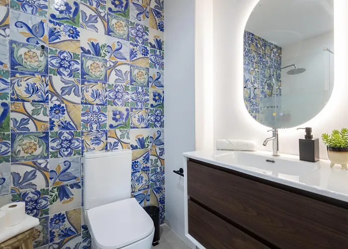 Florit Flats - Stylish Ceramic With Free Bicycles By The Joaquin Sorolla Station
